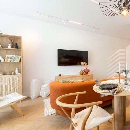 1-комн квартира с. Домодедово, улица Современников, 6