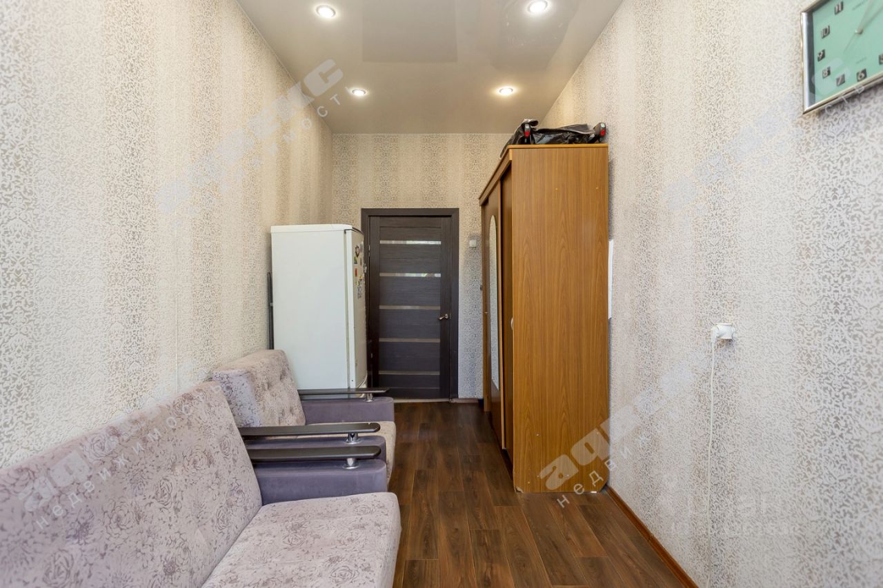 Продажа 2-комн квартиры на вторичном рынке Косая линия, 24/25