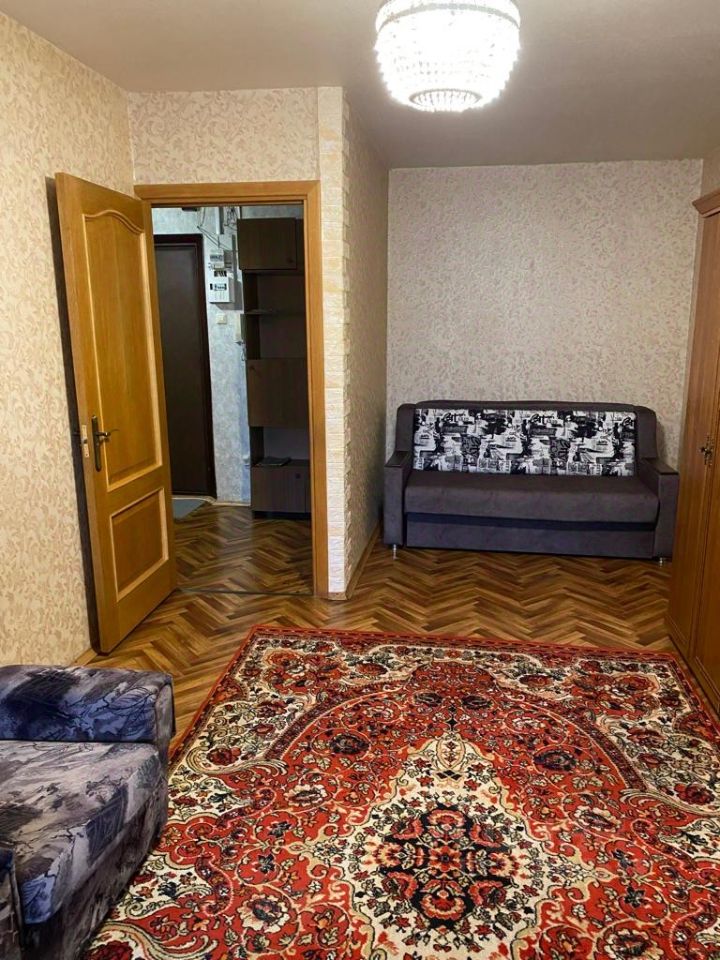 Аренда 1-комн квартиры на вторичном рынке Богатырский проспект, 53к1