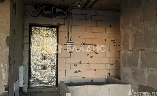 Продажа 2-комн квартиры на вторичном рынке Береговой проезд,  д. 2 к1