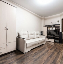 Продажа 1-комн квартиры на вторичном рынке Парашютная улица