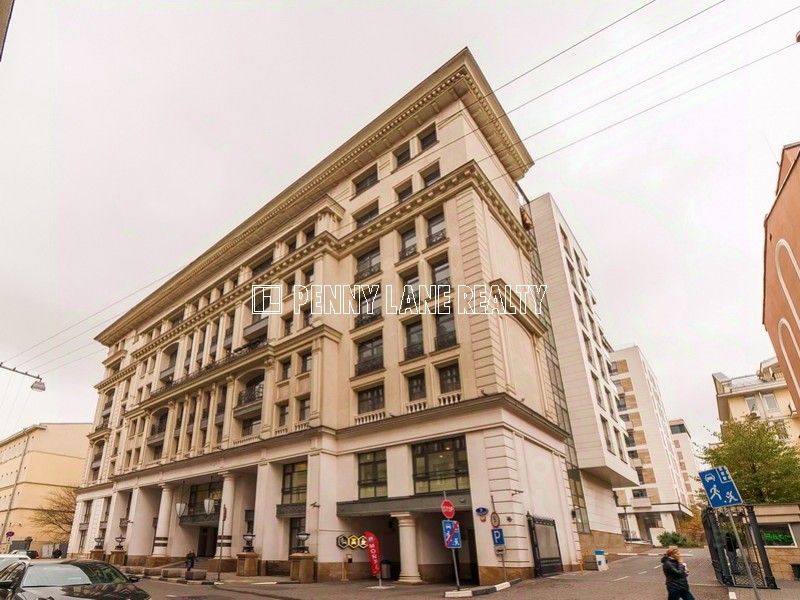 Продажа 6-комн квартиры на вторичном рынке Казарменный переулок, 3