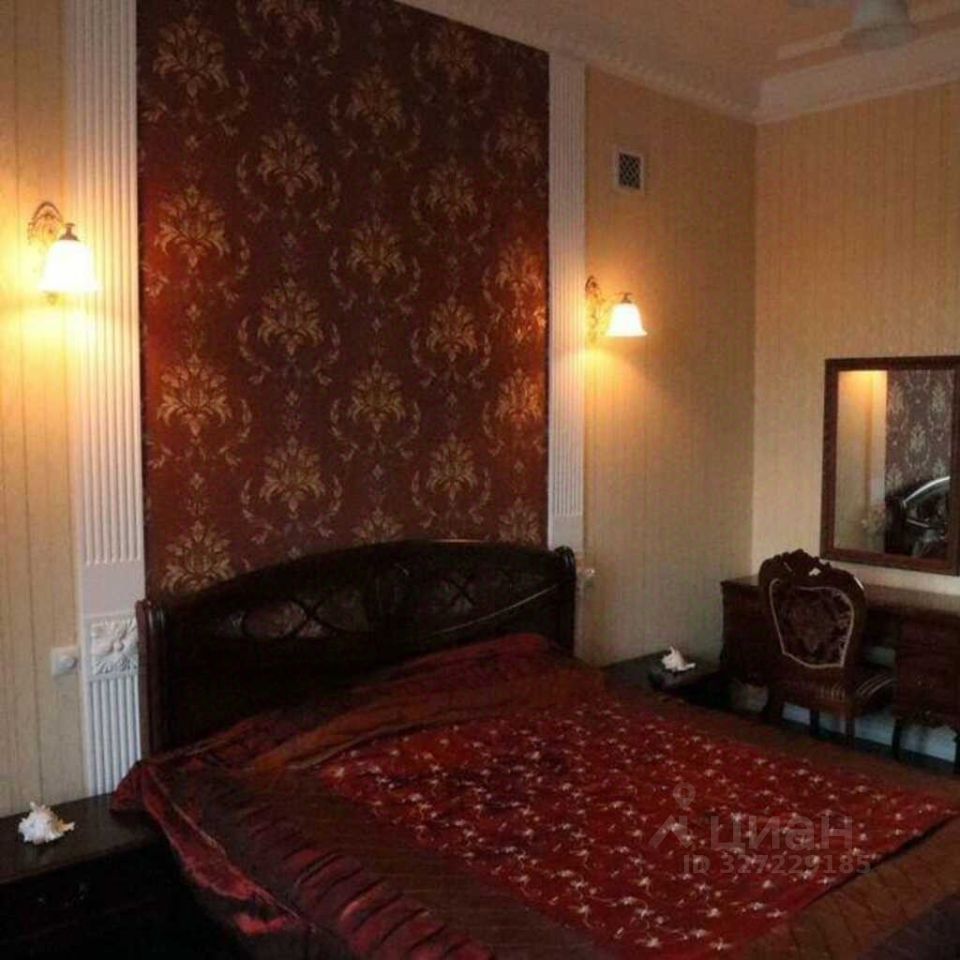 Аренда 2-комн квартиры на вторичном рынке Кутузовский проспект, 2/1К1А