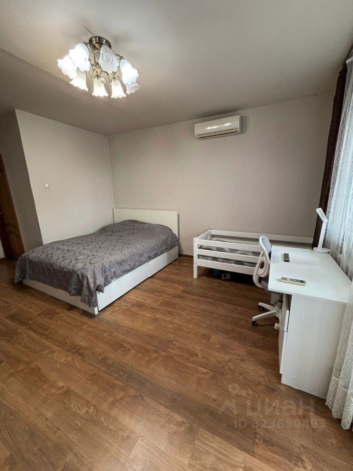 Продажа 1-комн квартиры на вторичном рынке Железнодорожный мкр, Балашиха, улица Октябрьская,  д. 29