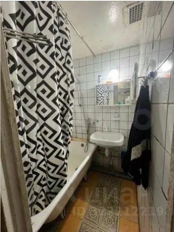 Продажа 3-комн квартиры на вторичном рынке проезд Черепановых, 64К1