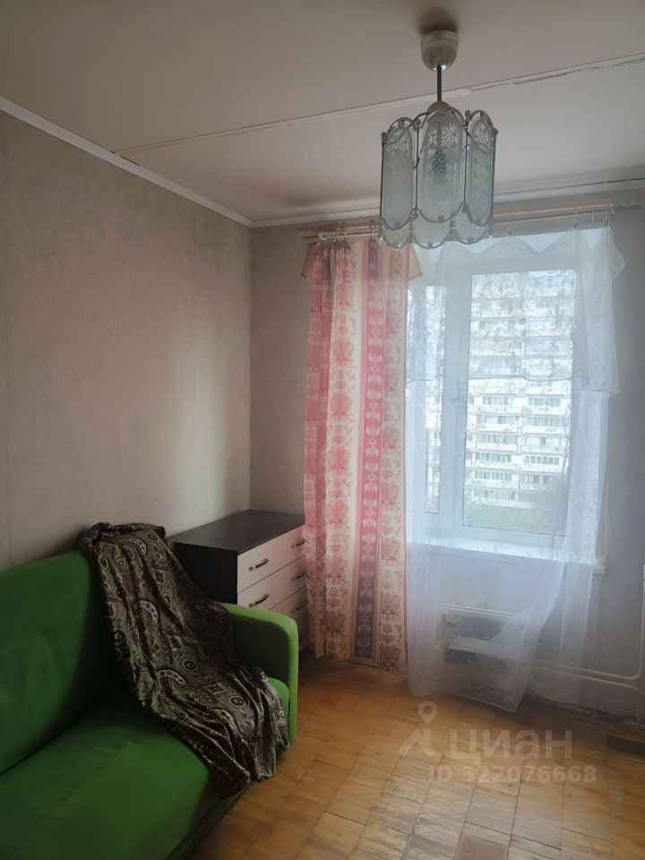 Продажа 3-комн квартиры на вторичном рынке 11-я Парковая улица, 14