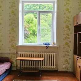 Продажа 3-комн квартиры на вторичном рынке Малоохтинский проспект,  д. 86А к1