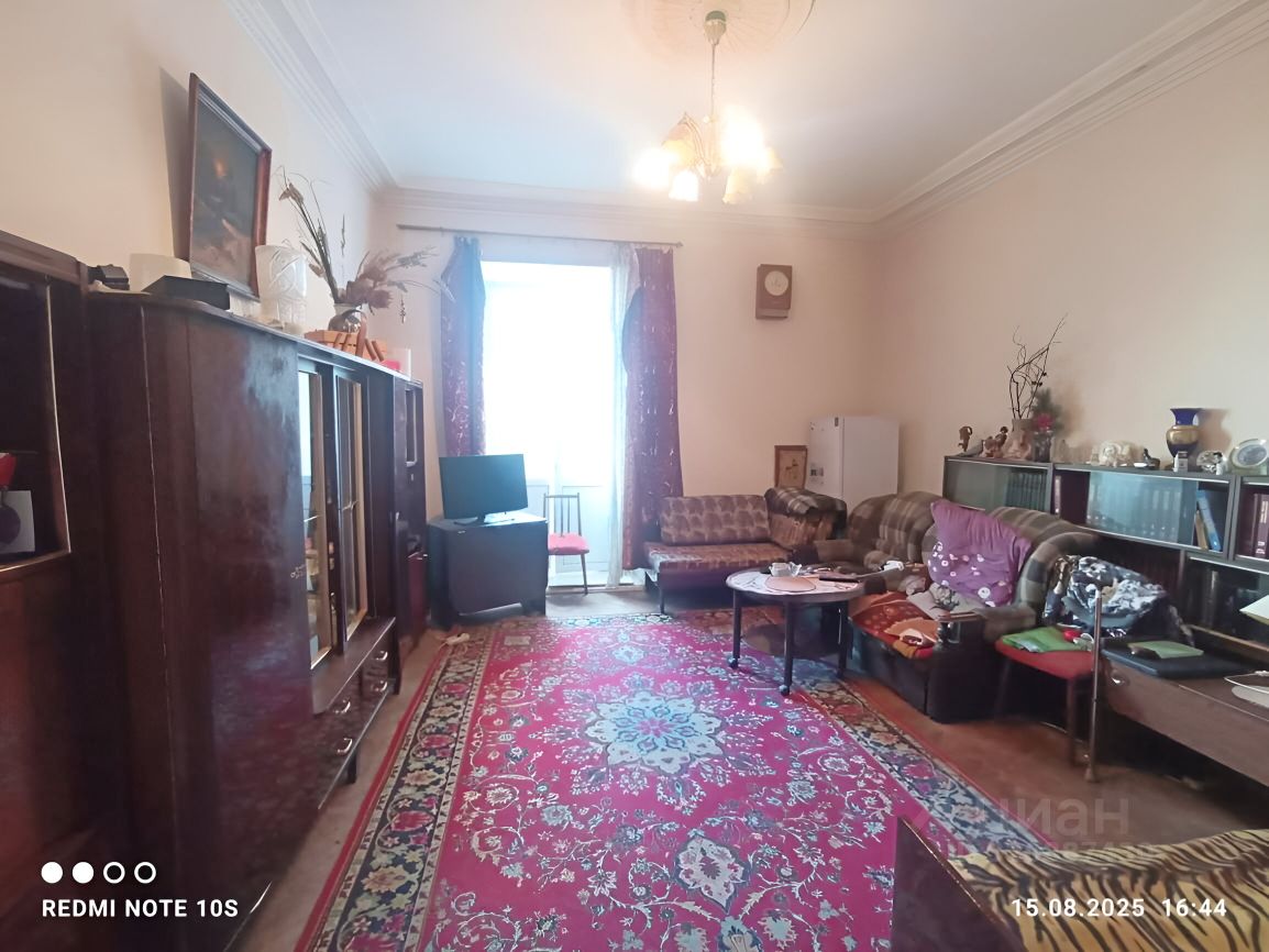 Продажа 2-комн квартиры на вторичном рынке Садовая-Спасская улица, 21/1