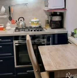 Продажа 3-комн квартиры на вторичном рынке улица Лётчика Пилютова,  д. 19