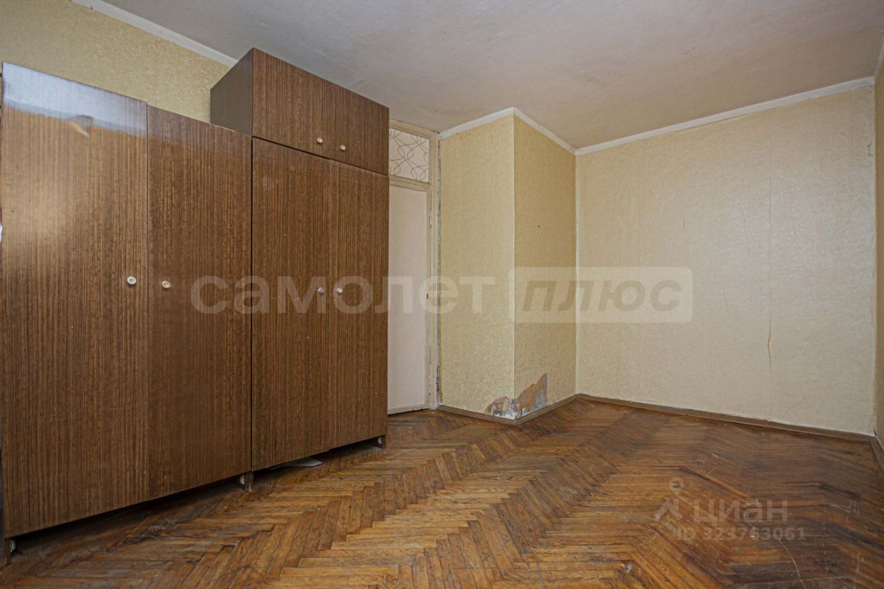 Продажа 2-комн квартиры на вторичном рынке пос. Молодежный, 9