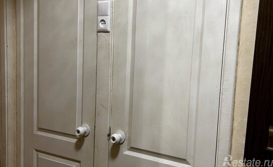 Продажа 2-комн квартиры на вторичном рынке улица Медиков,  д. 4