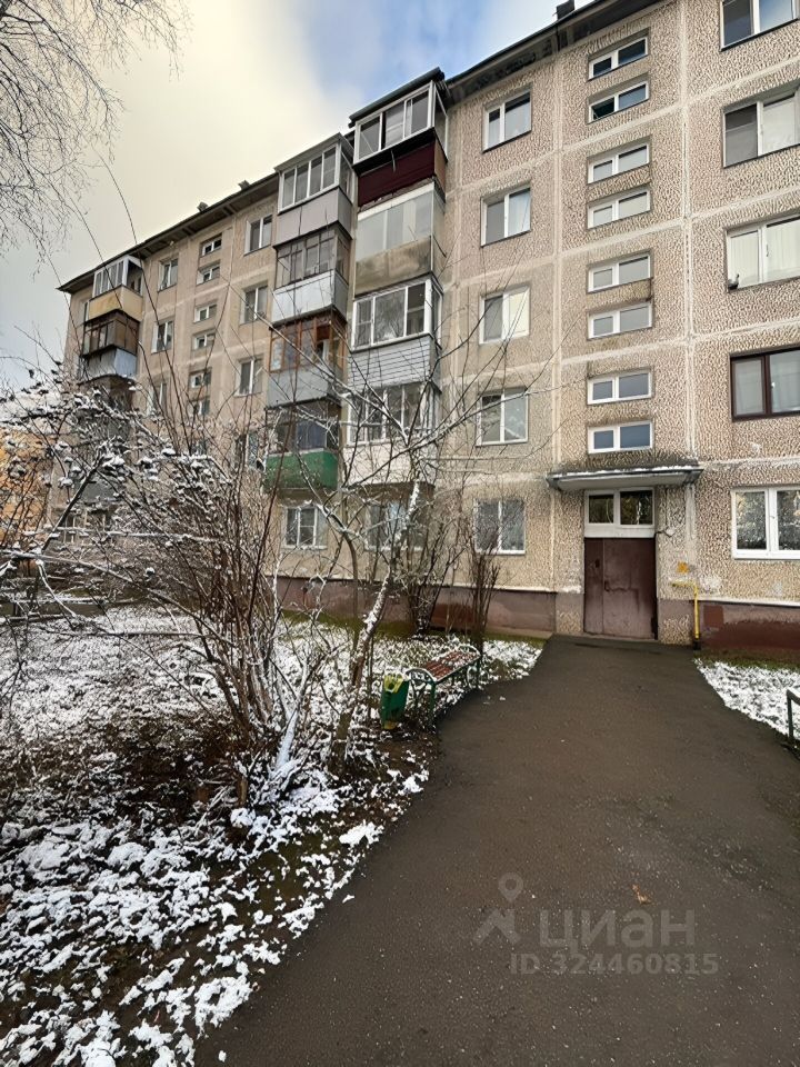 Продажа 2-комн квартиры на вторичном рынке Солнечногорск, Вертлинская улица, 17
