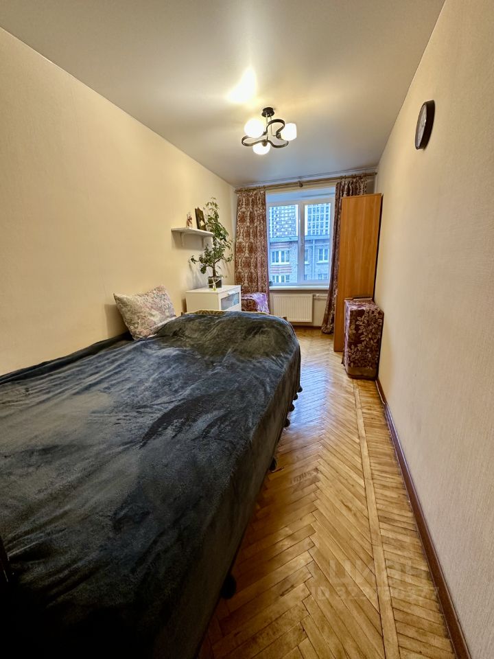 Продажа 3-комн квартиры на вторичном рынке улица Ольги Берггольц, 29К2