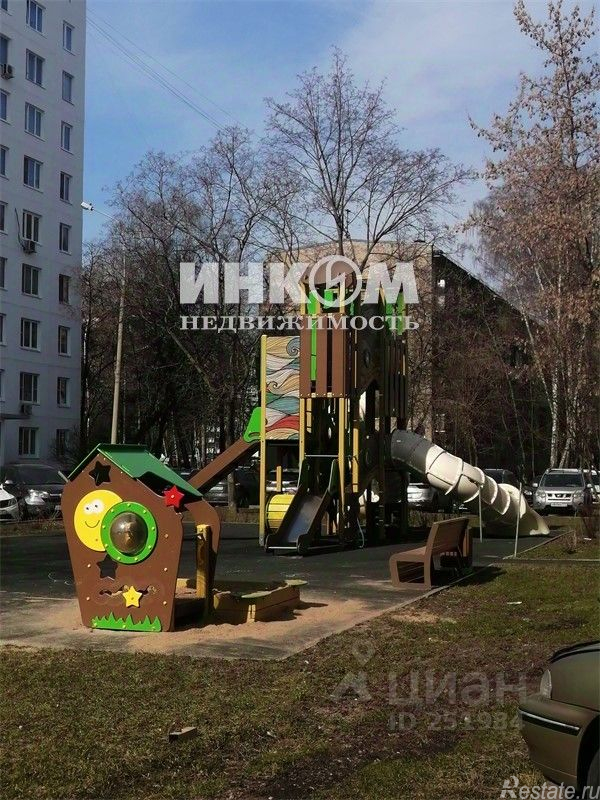 Продажа 3-комн квартиры на вторичном рынке Магаданская улица,  д. 1