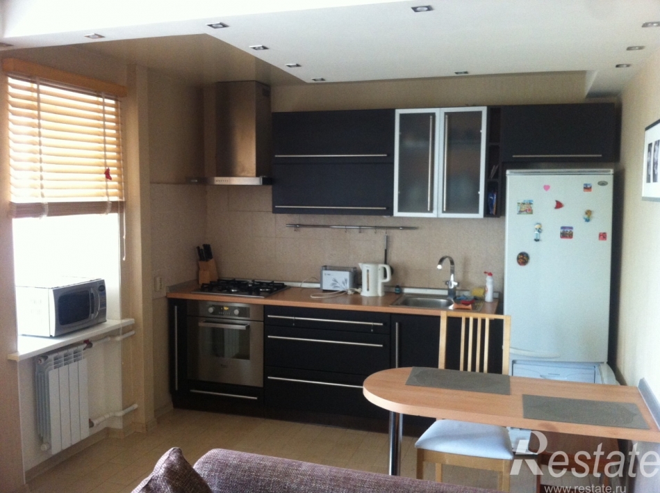 Продажа 3-комн квартиры на вторичном рынке Никольское г, Школьная ул ,  д. 18