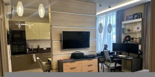 3-комн квартира Обуховской обороны пр-кт,  д. 110,  к. 1