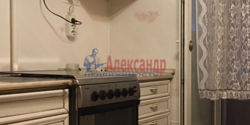 3-комн квартира Обручевых ул. ,  д. 8