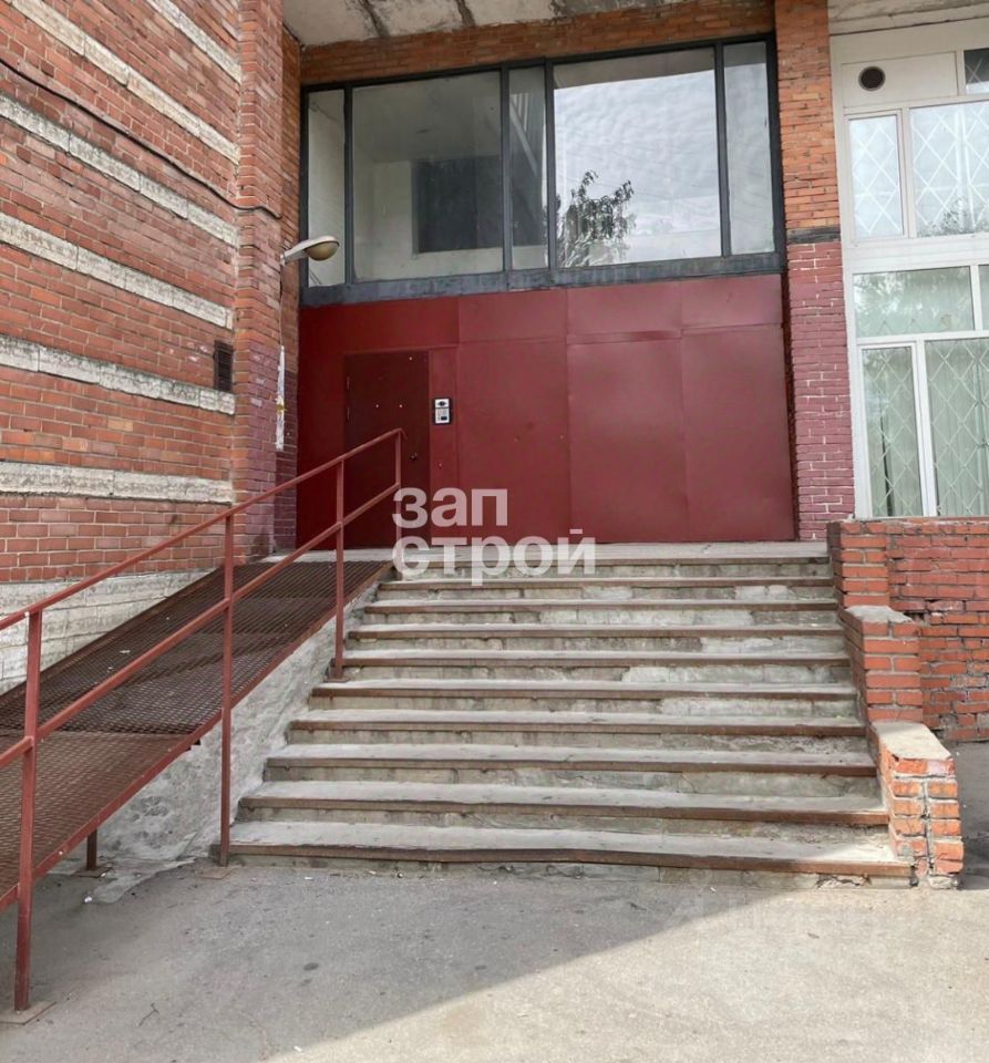 Продажа комнаты проспект Ударников, 22К1