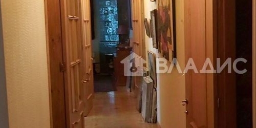 3-комн квартира 12-я Красноармейская улица, 3