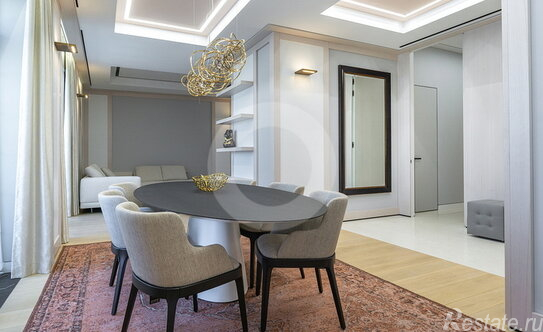 Продажа 3-комн квартиры на вторичном рынке Пожарский пер,  д. 3