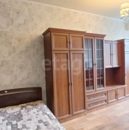 Продажа 2-комн квартиры на вторичном рынке ул Петра Романова,  д. 4,  к. 3