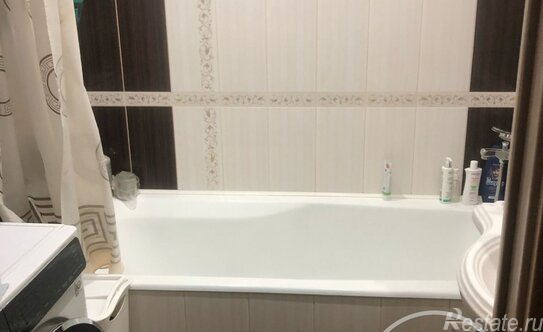 Продажа 3-комн квартиры на вторичном рынке улица Чистова,  д. 16 к4