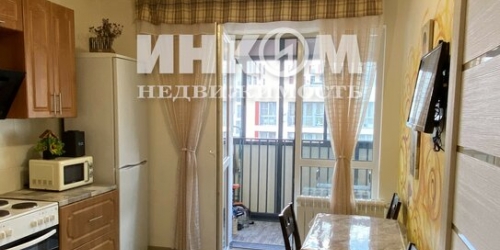 3-комн квартира ул 9 Мая,  д. 23