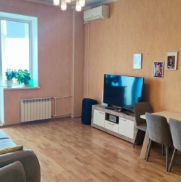 Продажа 2-комн квартиры на вторичном рынке Ветеранов пр-кт,  д. 130