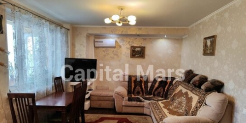 3-комн квартира улица Маршала Малиновского,  д. 8