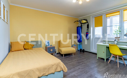 Продажа 3-комн квартиры на вторичном рынке Всеволожск, ул Советская,  д. 18