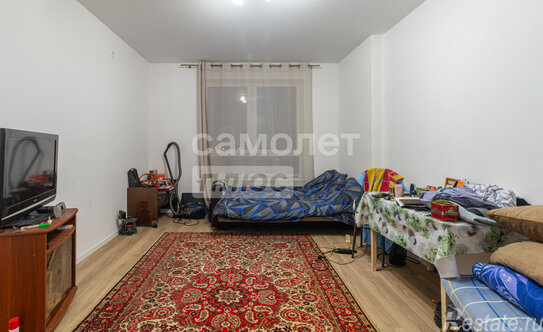 Продажа 2-комн квартиры на вторичном рынке Давыдковская улица,  д. 10