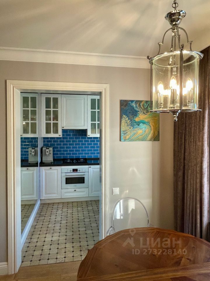 Аренда 3-комн квартиры на вторичном рынке Мантулинская улица, 2