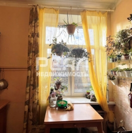 Продажа 2-комн квартиры на вторичном рынке 16-я линия,  д. 65