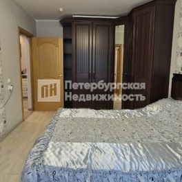 Продажа 3-комн квартиры на вторичном рынке Кузнецова пр-кт,  д. 10,  к. 2
