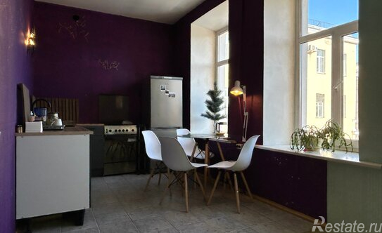 Продажа 2-комн квартиры на вторичном рынке Большеохтинский пр-кт,  д. 23