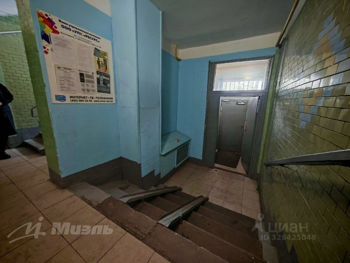 Продажа 1-комн квартиры на вторичном рынке Андреевка пгт, 17
