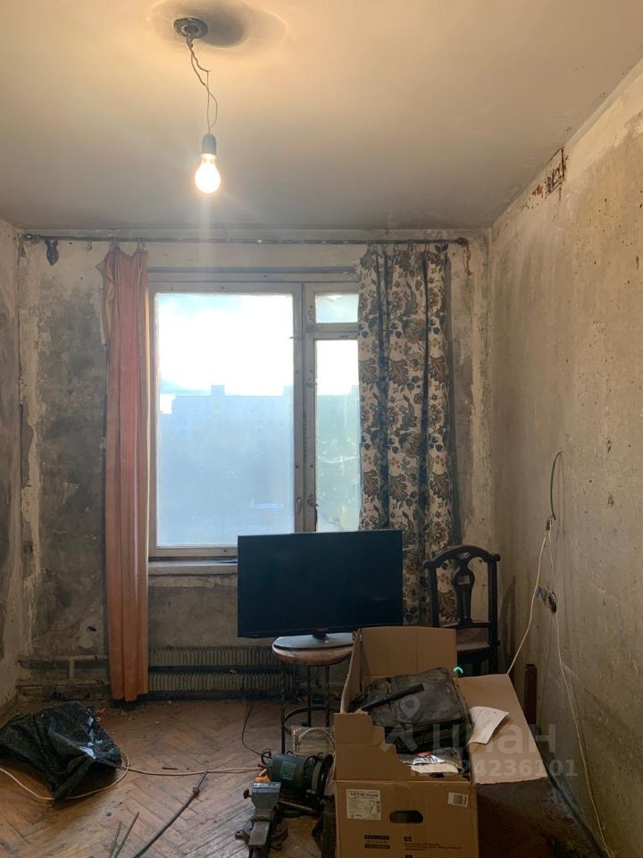 Продажа 4-комн квартиры на вторичном рынке улица Красный Казанец, 19К2