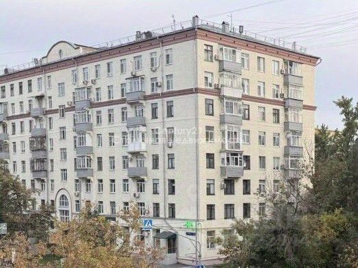 Продажа 2-комн квартиры на вторичном рынке улица Трофимова, 3