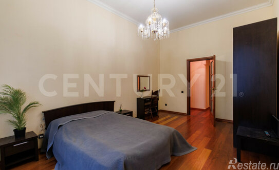 Продажа 2-комн квартиры на вторичном рынке Лиговский пр-кт,  д. 130