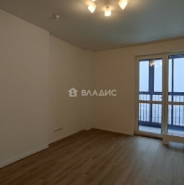 Продажа 4-комн квартиры на вторичном рынке улица Нижняя Хохловка,  д. 6