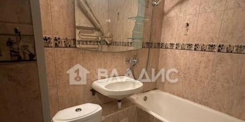 2-комн квартира улица Петра Романова,  д. 6