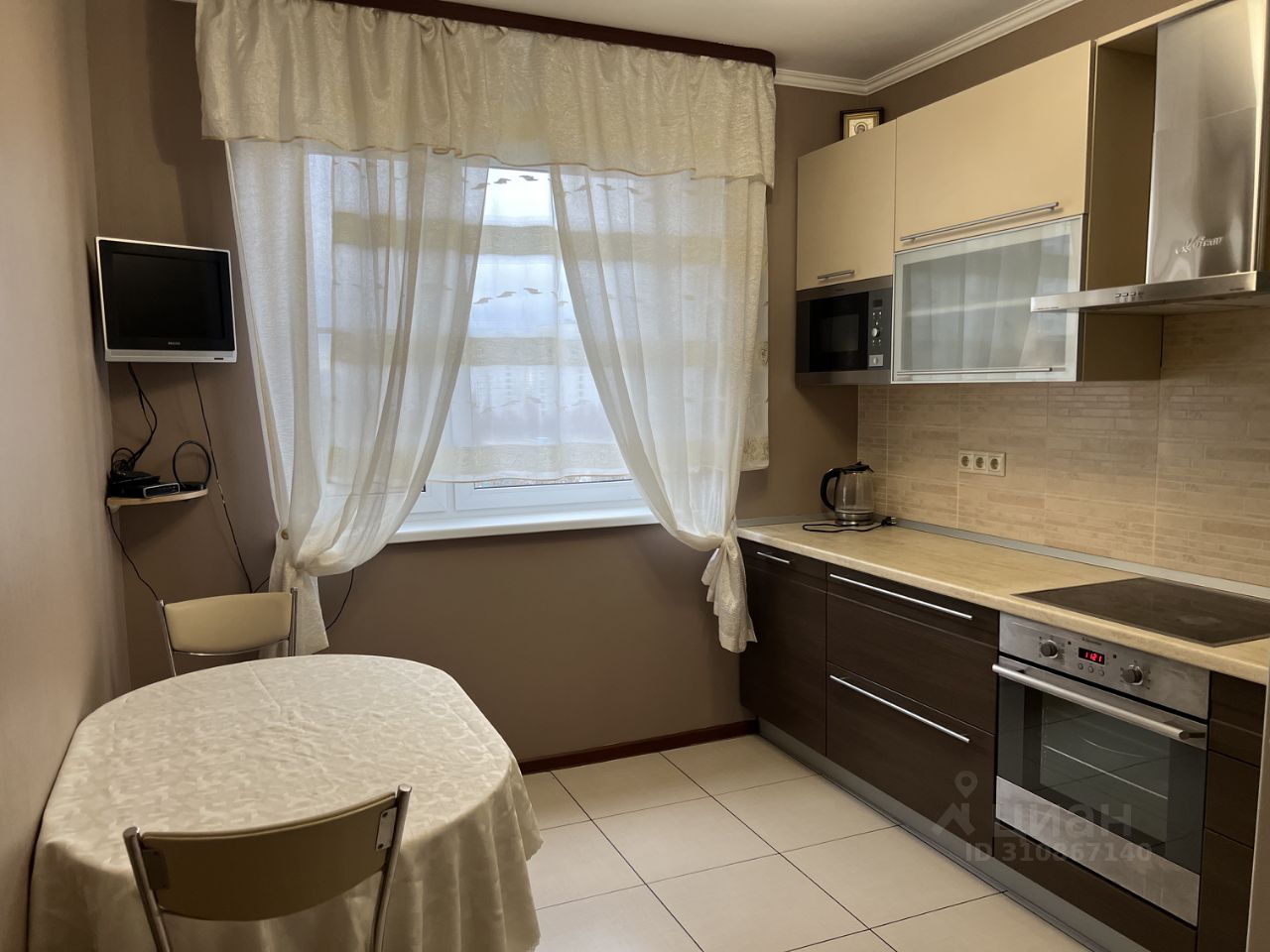 Аренда 2-комн квартиры на вторичном рынке Новгородская улица, 30