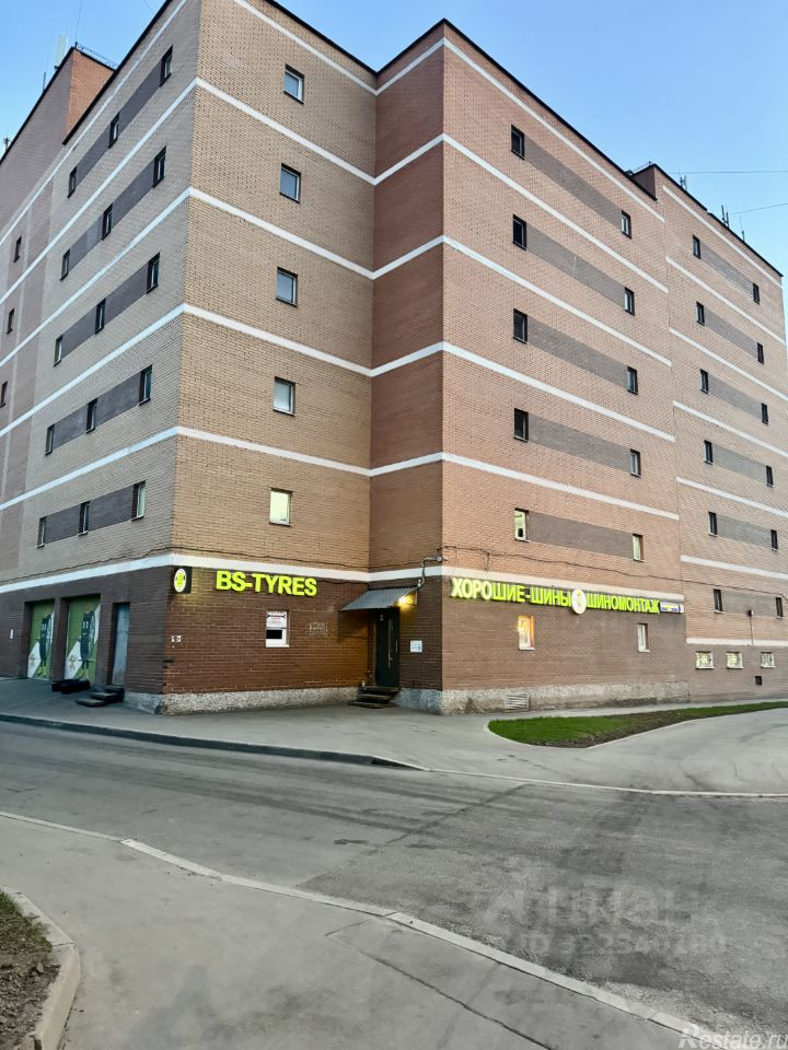 Аренда гаража ул Академика Челомея,  д. 3,  к. 1