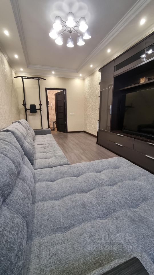 Продажа 1-комн квартиры на вторичном рынке проспект Маршала Блюхера, 9к1