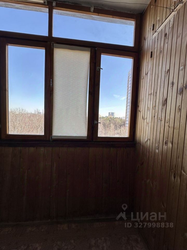 Продажа 2-комн квартиры на вторичном рынке Веерная улица, 42К2