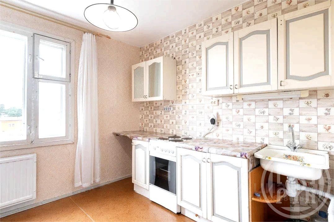 Продажа 1-комн квартиры на вторичном рынке Петергоф, Собственный проспект, 36/67