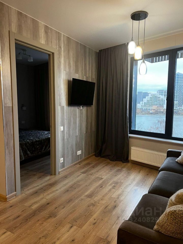 Аренда 2-комн квартиры на вторичном рынке Нагатинская набережная, 10А