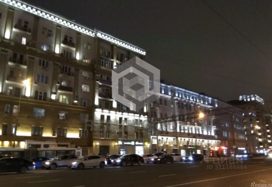 Продажа торгового помещения Мира пр-кт,  д. 44