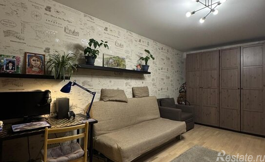 Продажа 1-комн квартиры на вторичном рынке Серебристый б-р,  д. 38