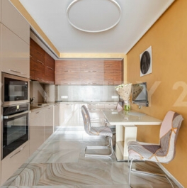 Продажа 2-комн квартиры на вторичном рынке Варшавская ул,  д. 6,  к. 1